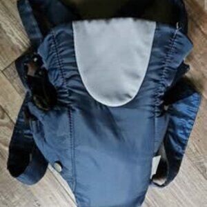 Infantino Cozy Premium Infamt / Baby / Toddler / Child Carrier 8-25 lbs